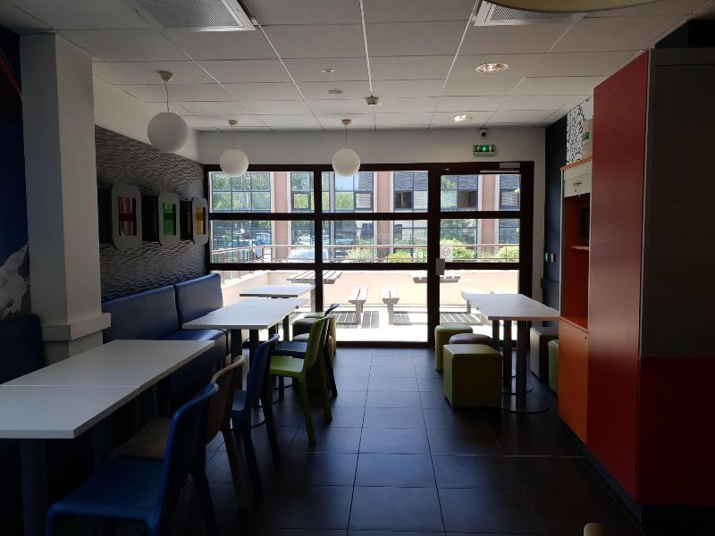 Ibis Budget Grenoble Sud Seyssinet Buitenkant foto