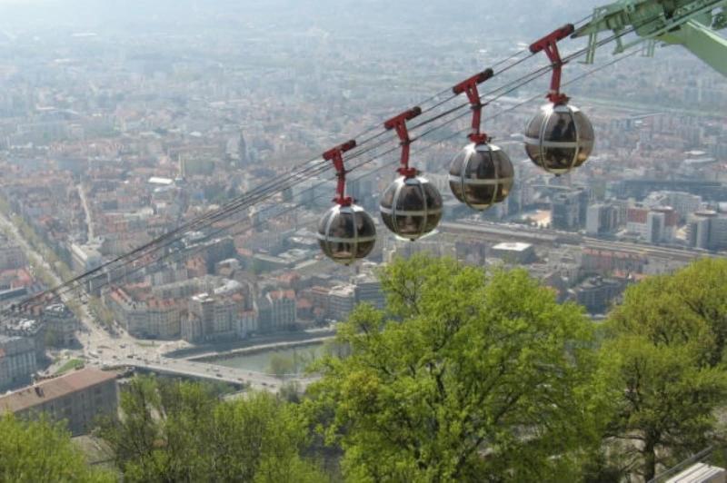 Ibis Budget Grenoble Sud Seyssinet Buitenkant foto