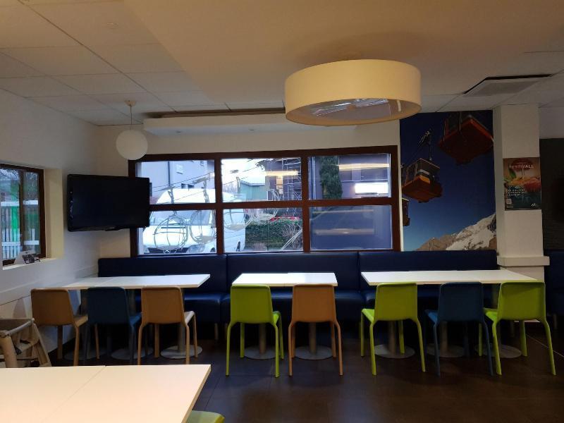 Ibis Budget Grenoble Sud Seyssinet Buitenkant foto