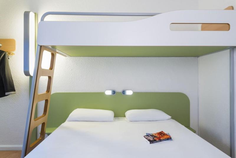 Ibis Budget Grenoble Sud Seyssinet Buitenkant foto