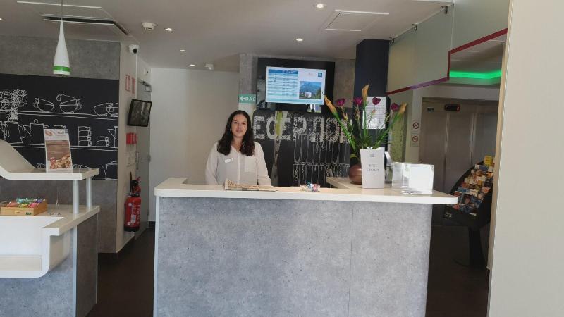 Ibis Budget Grenoble Sud Seyssinet Buitenkant foto