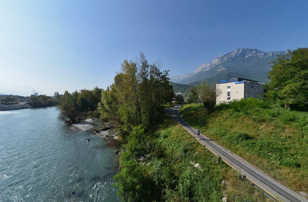 Ibis Budget Grenoble Sud Seyssinet Buitenkant foto