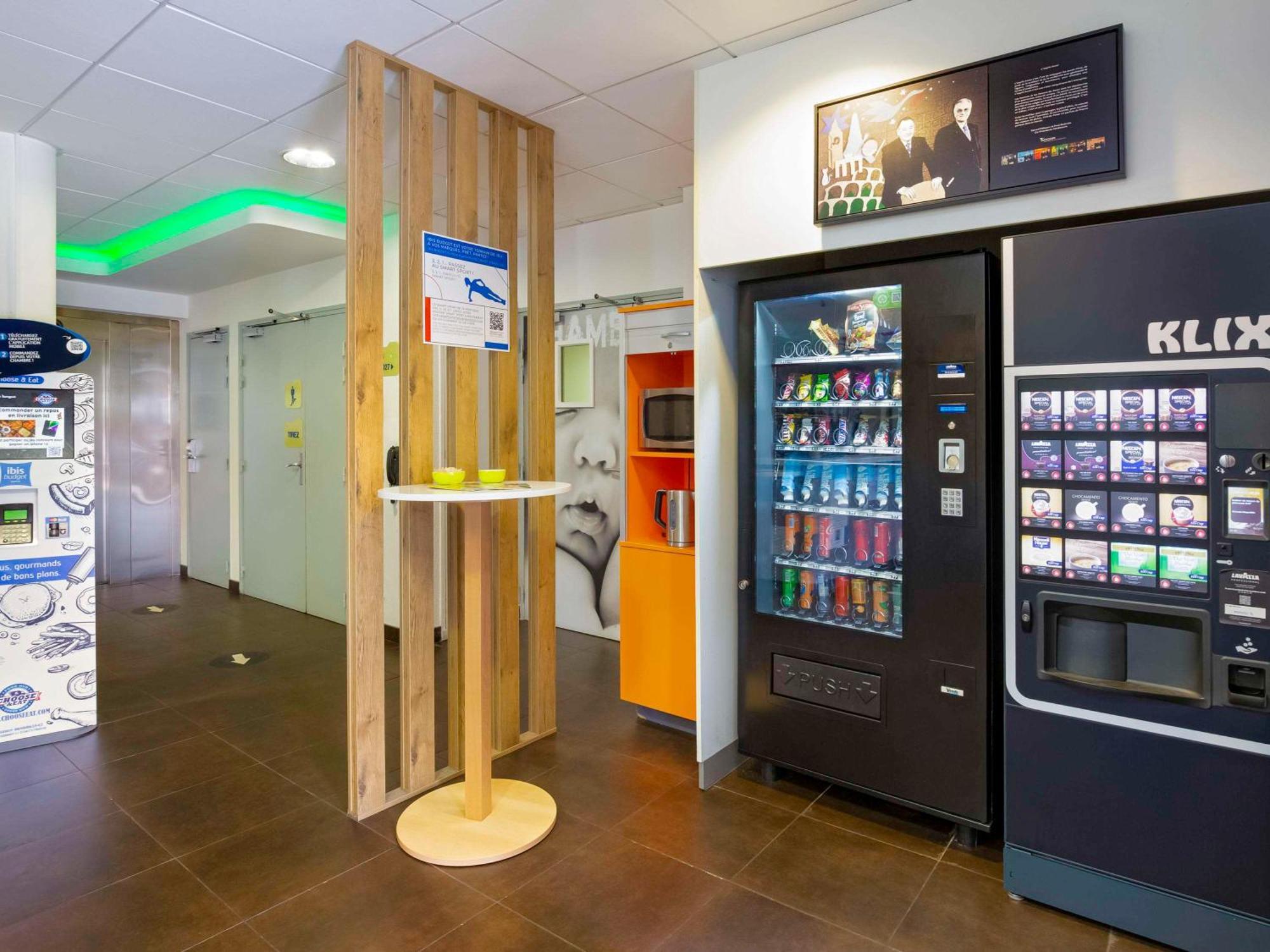 Ibis Budget Grenoble Sud Seyssinet Buitenkant foto