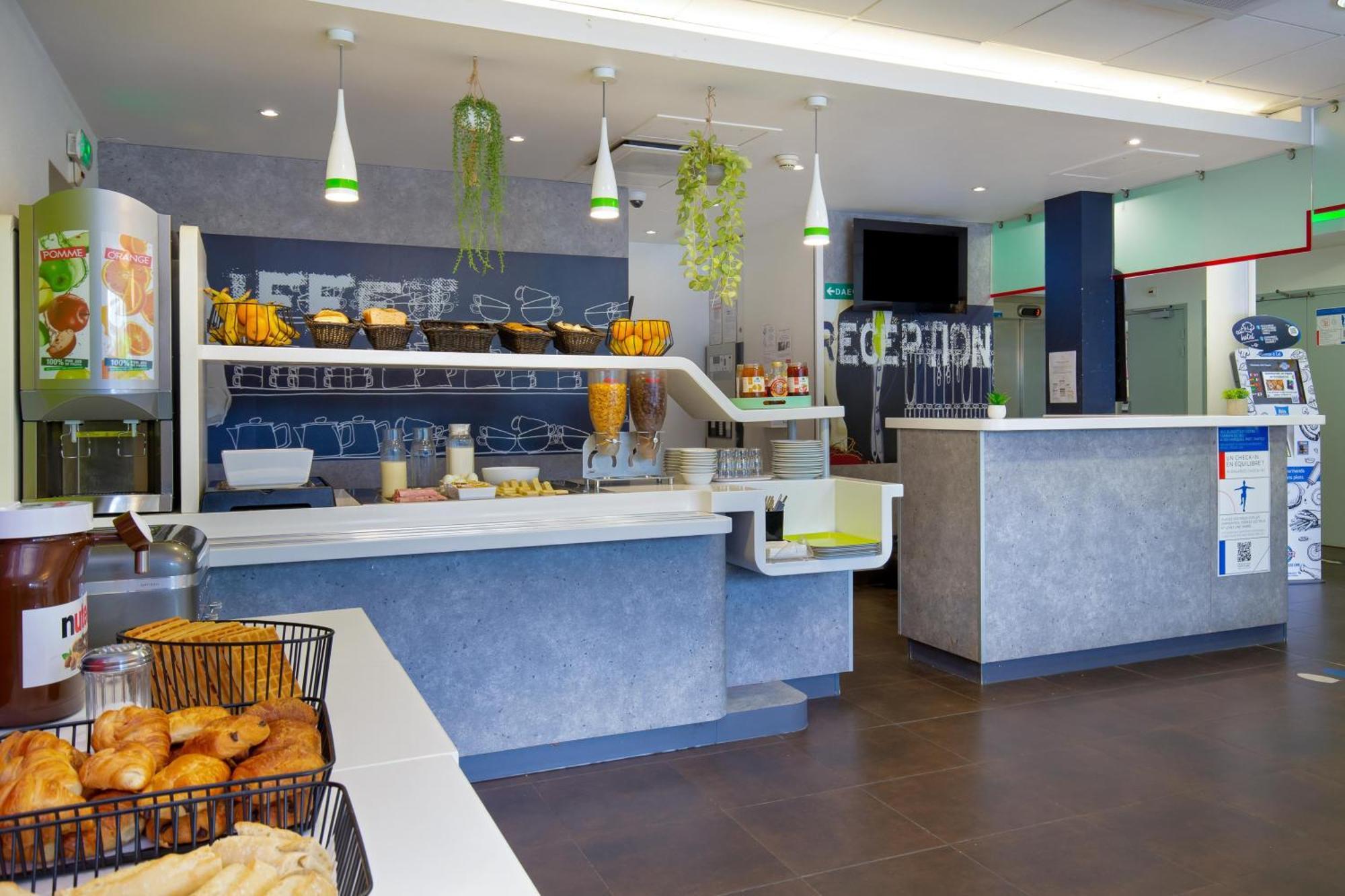 Ibis Budget Grenoble Sud Seyssinet Buitenkant foto