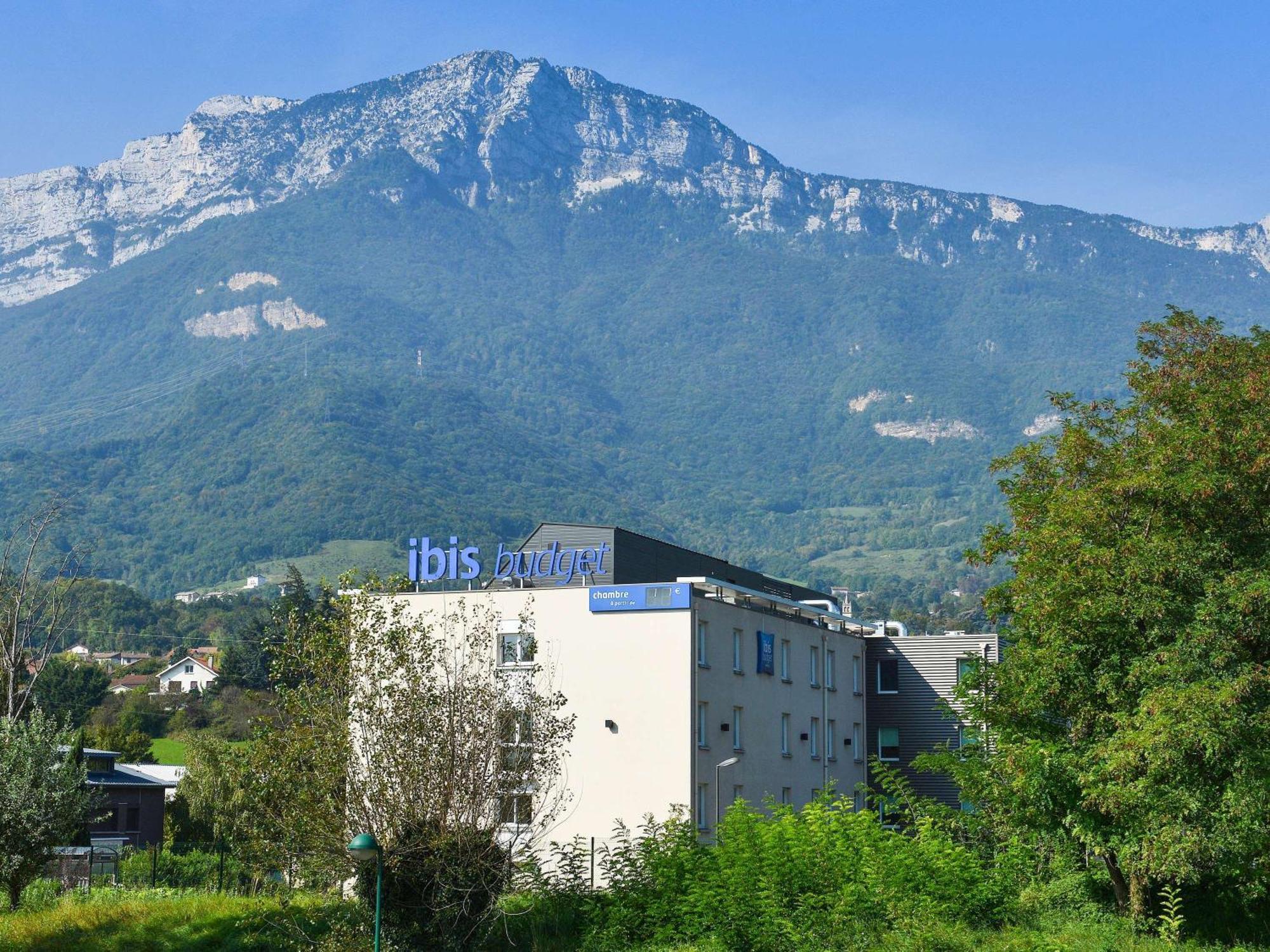 Ibis Budget Grenoble Sud Seyssinet Buitenkant foto