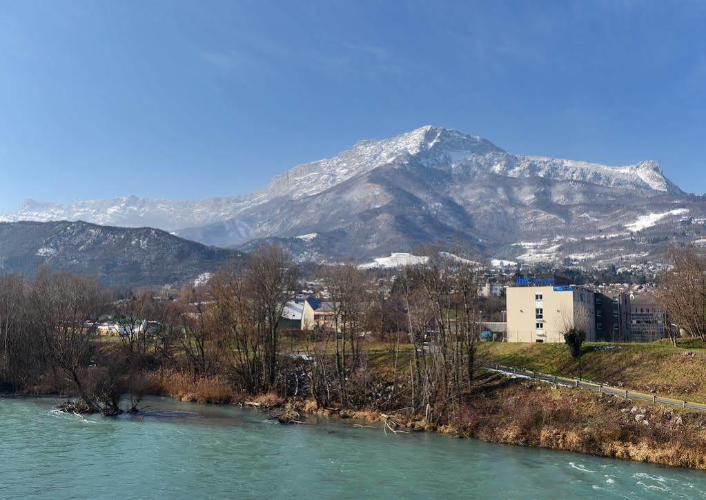 Ibis Budget Grenoble Sud Seyssinet Buitenkant foto